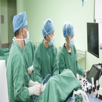 西藏阜康腫瘤醫院成功實施首例超聲引導肝腫瘤微波消融術——微創技術填補區域空白，開...